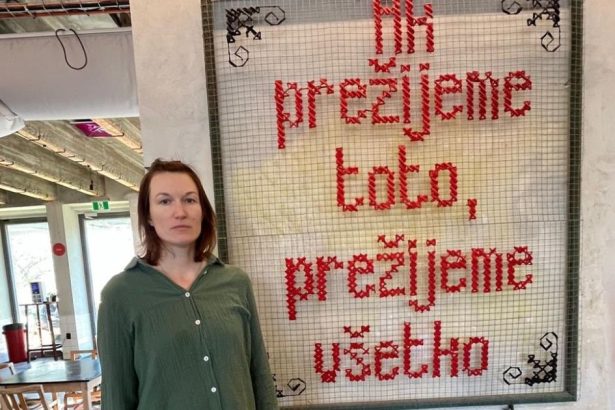 Peniaze mam na posledne balenie liekov Musim predavat svoj pribeh pretoze tento stat ma necha zomriet