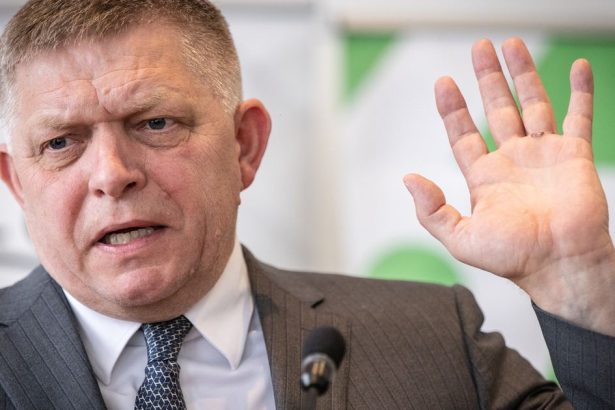 Su Slovaci pre Roberta Fica horsi ako Putin a vietnamski komunisti komentar Lubomira Jaska
