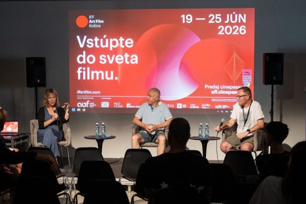 koniec filmovych kritikov alebo nova era hollywood vymiena expertov za influencerov a umele inteligenciu