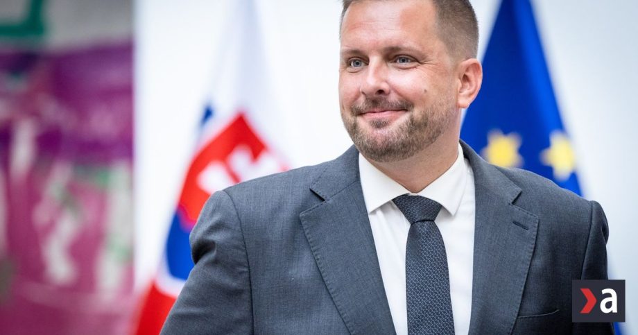 Horucavy nie su nove nove su len vyhovorky ministrov vlady Roberta Fica nazor Veroniky Cifrovej Ostrihoovej