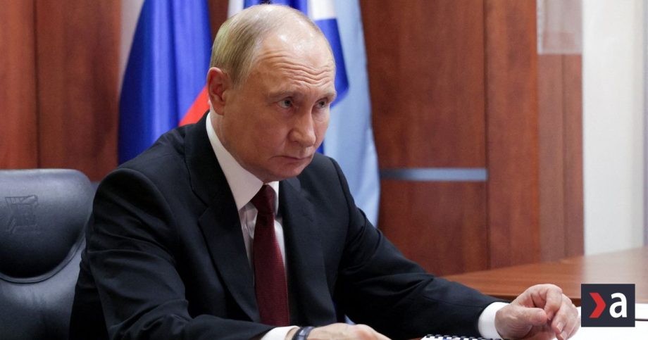 Lod sa potapa Putinovi najblizsi potichu vyvadzaju peniaze z krajiny v obave pred zhabanim majetku