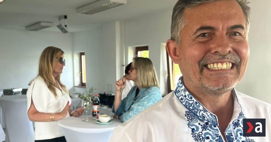 Lukas Machala predstavil ukrajinsku koselu vo Vychodnej Popiera povod tvrdi ze sa miesaju ludove motivy