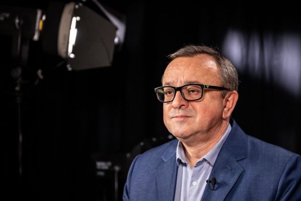 Najvacsim problemom Rusov je ze uverili vlastnej propagande a teraz zazivaju sok z reality tvrdi expert na Rusko