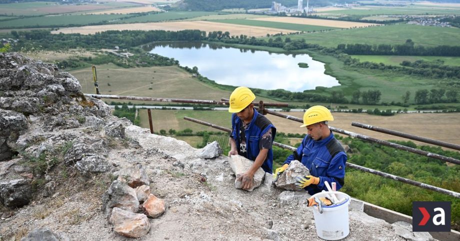 Rekonstrukcia hradov Slanec Turna a Kapusany Historicke pamiatky dostavaju novy zivot