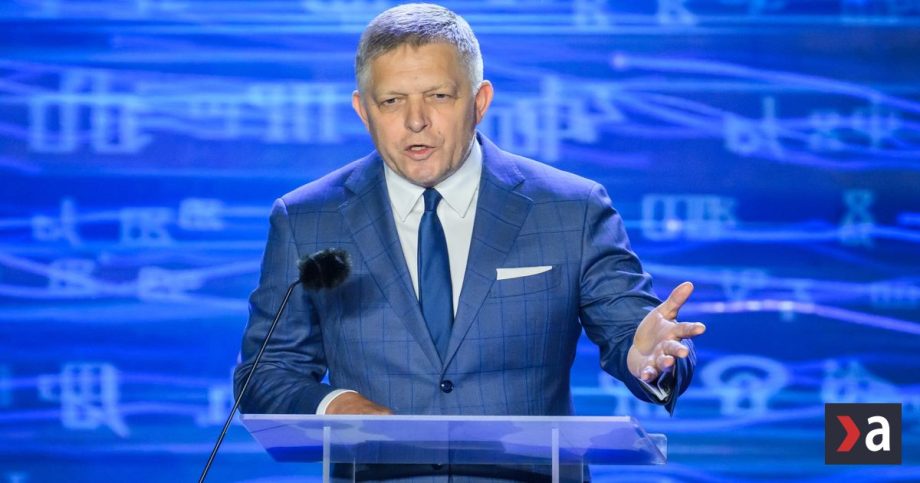 Robert Fico nie je Konstantin Filozof Obzera sa do minulosti pretoze sa boji pritomnosti komentar Martina Behula