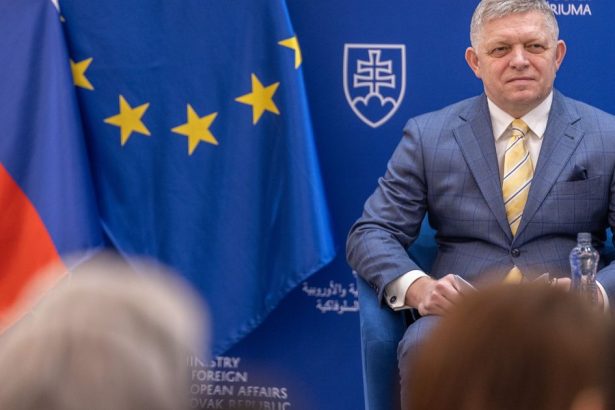Slovenski gejovia by si od Roberta Fica zasluzili bulharsky meter komentar Martina Behula