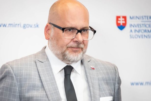 Volby 2026 Statny tajomnik ministerstva vnutra Michal Kalinak oznamil kandidaturu na primatora Medzilaboriec