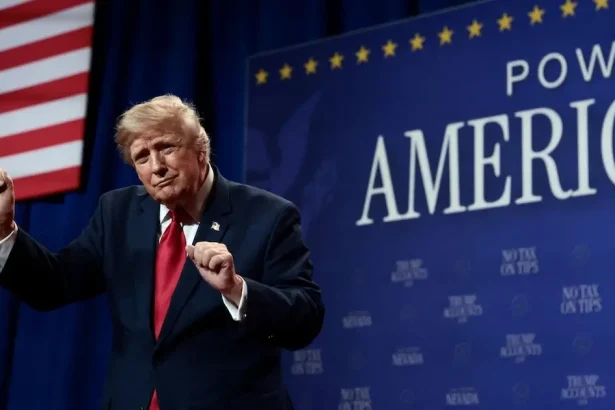 Ak nam stane do cesty vybombardujeme ho Trump uz hrozi aj blizkemu arabskemu spojencovi vo vojne proti Iranu