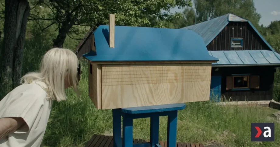 Kym nas svet dokaze prekvapit mame dovod tvorit a zit Preco sa slovenska umelkyna ani po rokoch neprestava divit