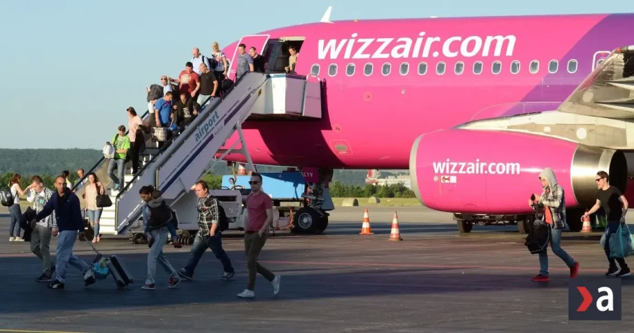 Nova letecka linka z Bratislavy za necelych 20 eur Wizz Air ju prida este tento rok no niektore spojenia uz zrusil