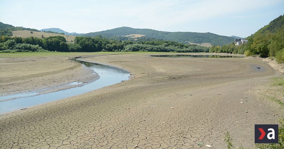 Od potopy k vyschnutej rieke je to len 150 kilometrov Experti odhaluju preco sa nasa krajina meni na nepozanie