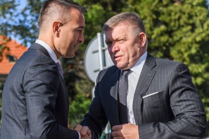 Ucitelia kritizuju ministra Druckera za plytvanie peniazmi V reakcii ministerstva sa objavuju nedostatky