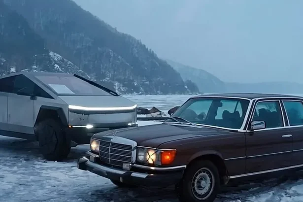 Drsný test: Starý Mercedes porazil moderný Cybertruck od Tesly