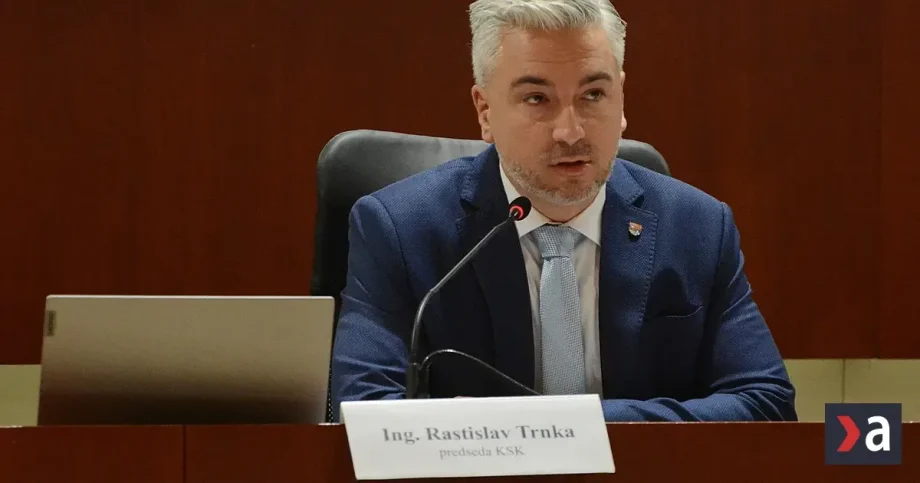 Polícia odmieta obvinenia Trnku: pri doručení obžaloby konala zákonne