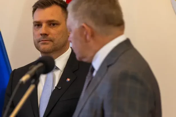 Robert Fico čaká, či po kríze príde ďalšia katastrofa