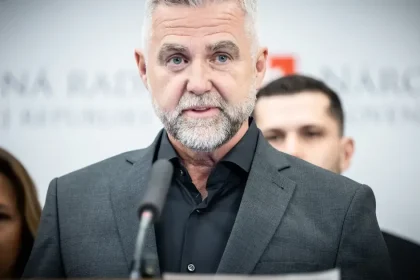 Ako dopadli veľké politické mená: Ministri a poslanci prehrávali, župani nie (mapy)