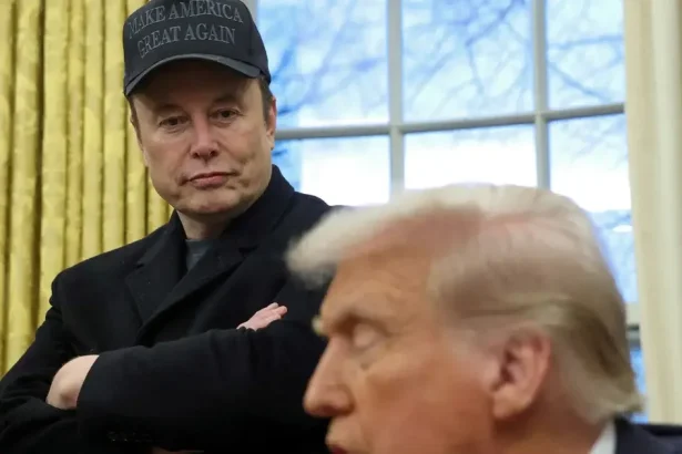 Elon Musk nalial do volieb gigantickú sumu