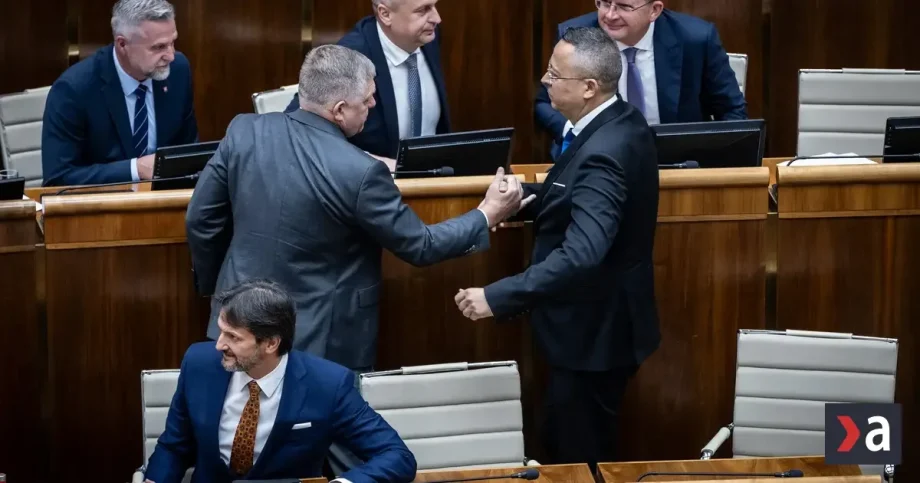 Ficova vláda narazila na neriešiteľný problém a je jej to jedno