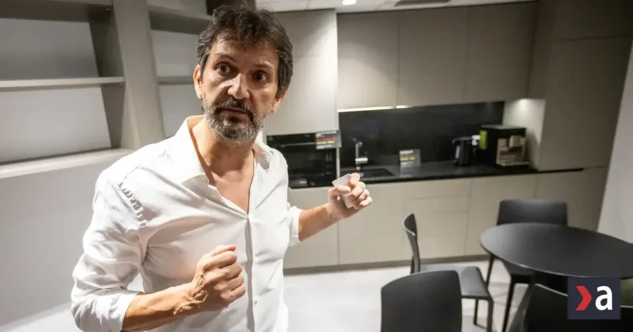 Kaliňák dáva desaťtisíce eur do webu s väzbami na Flašíkovú
