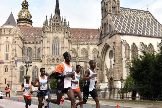 Košice čaká 103. ročník maratónu, na trať vybehne rekordných 19 283 bežcov zo 74 krajín