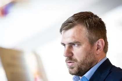 Kuffa priznal, že sa ministrom nemusí stať. Chýbajú dokumenty, našli zmluvy